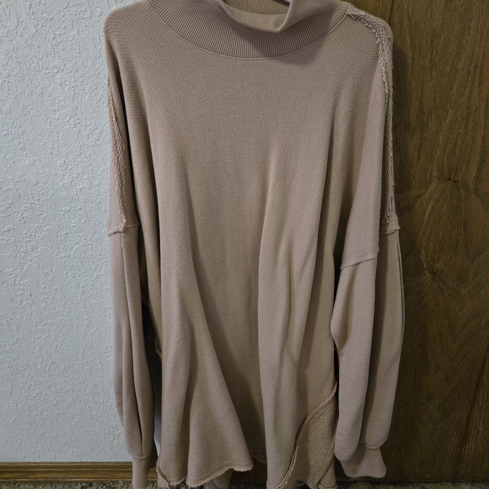 NWOT We The Free Mauve Pink Sweatershirt